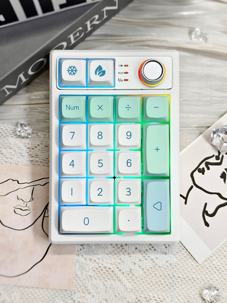 Gaming Keyboard Number Pad - لوحة مفاتيح ميكانيكية صغيرة قابلة للبرمجة