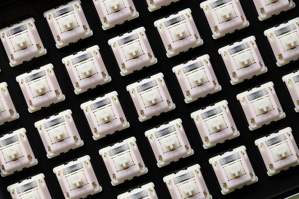 MMD فيفيان التبديل V2 RGB SMD  - مراجعة Gaming Keyboard Mini Mechanical وسعره